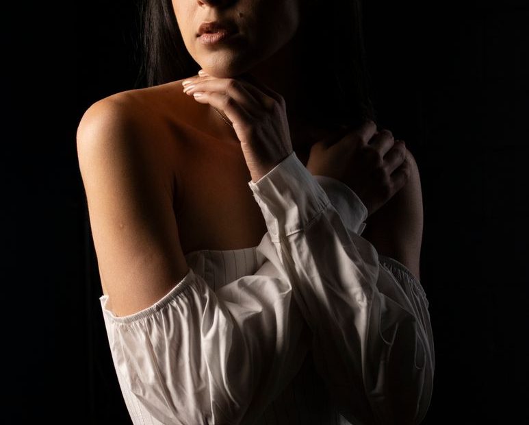 Frau in Dessous
